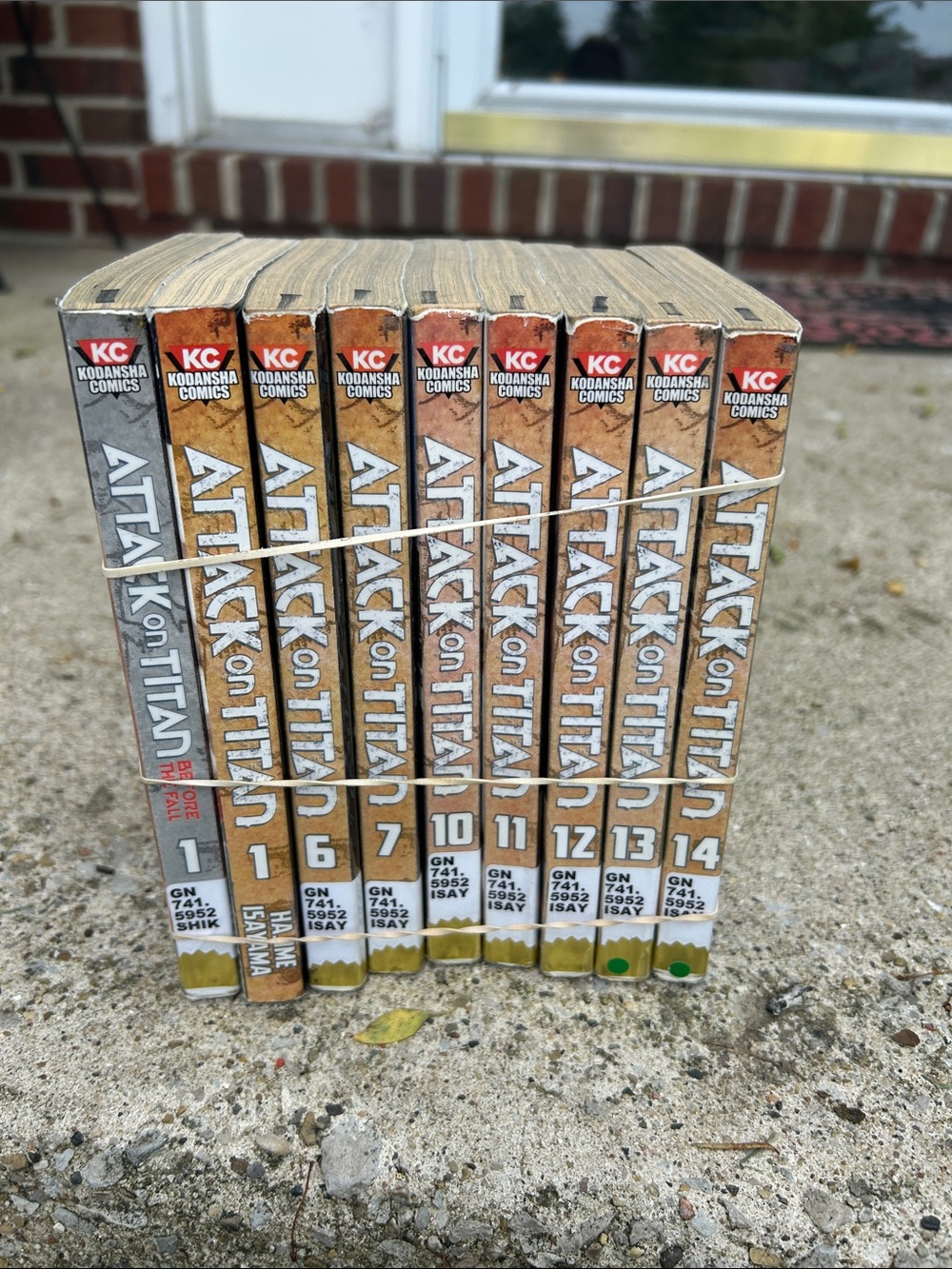 Attack on Titan Manga Volumes 1, 6-7, 10-14 - Set